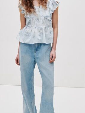 NWT H&M Blue Floral Pintuck Top, sz M